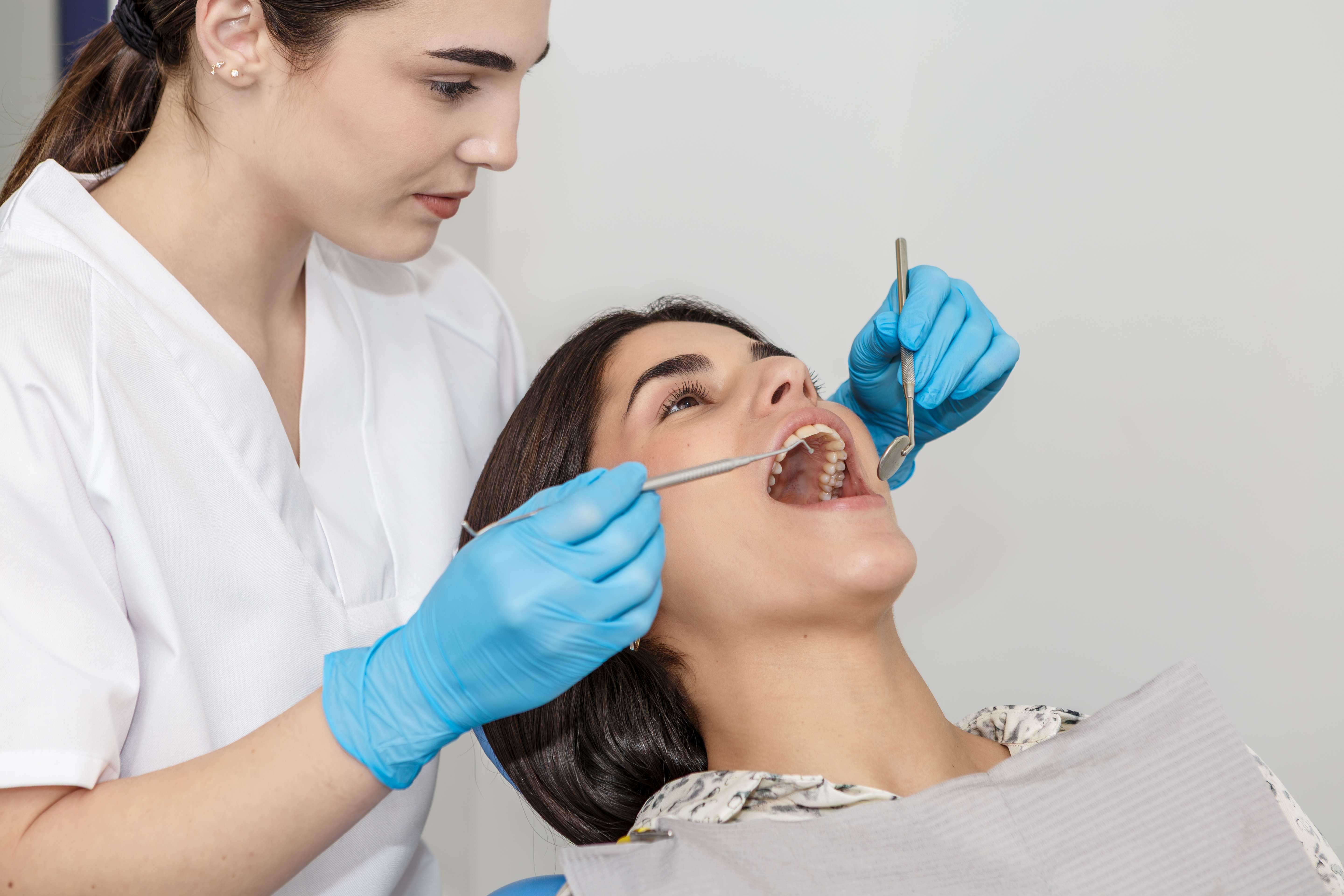 When Dentists Recommend Extra Dental Cleanings