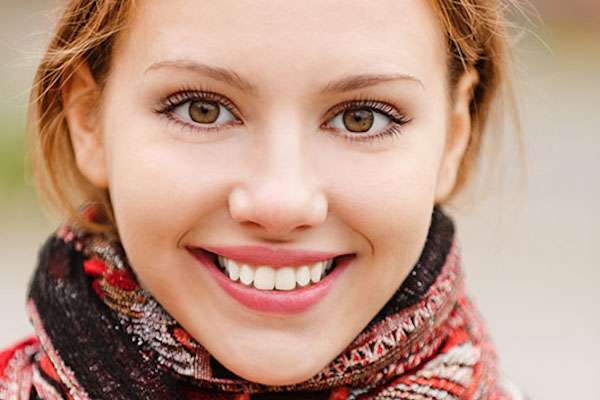 Ask a Cosmetic Dentist: What Is a Smile Makeover from Hemet Dental Center: Brian Stiewel DDS, INC. in Hemet, CA