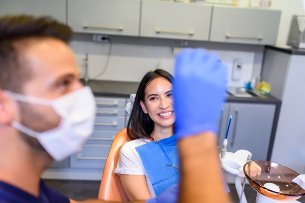 How A Dental Bridge Restores Your Smile And Improves Everyday Function