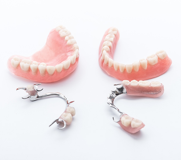Hemet Dentures and Partial Dentures